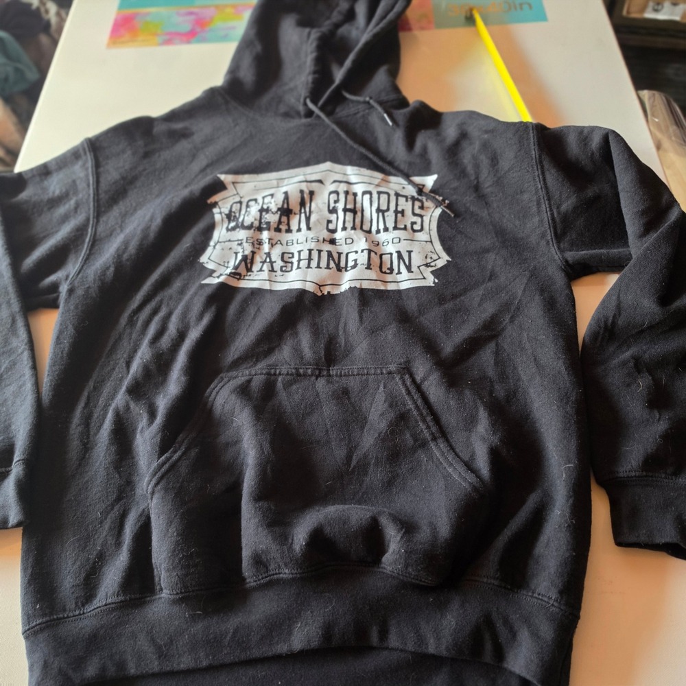 Gildan Heavy Blend Ocean Shores Washington Hoodie Mens Medium Black Pullover